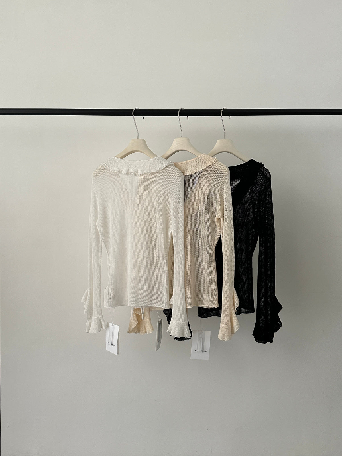 Elegant Lace Stitching V-Neck Knitwear with Wool Blend - 2026 Early Spring Designer Ruffle Sweater