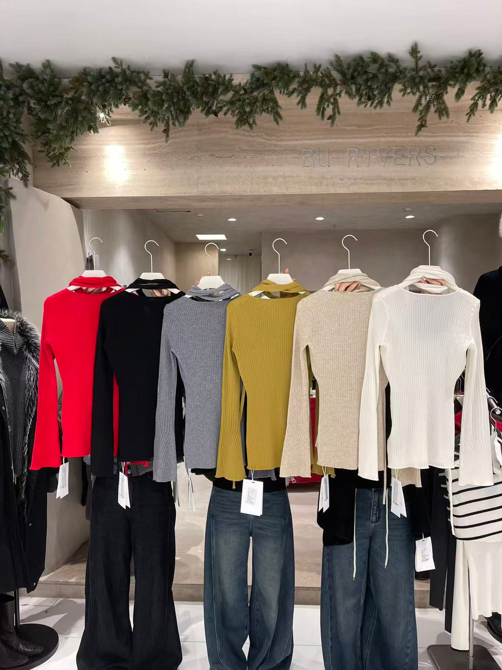 BU RIVERS 2026 Early Spring Elegant U-Neck Wool Blend Slimming Knit Sweater with Ribbon