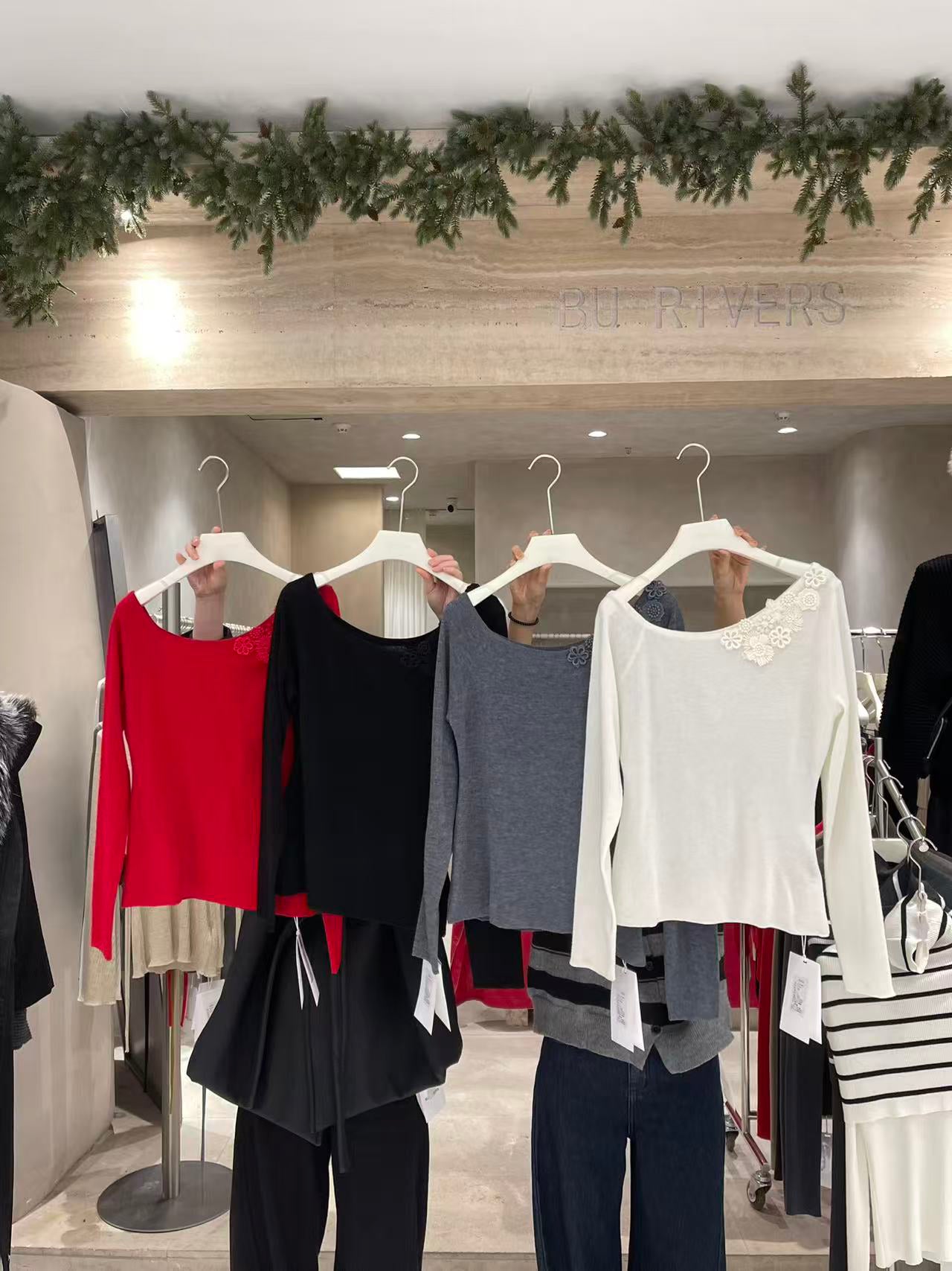 BU RIVERS 2026 Spring Luxury One-Shoulder 3D Embroidery Wool Blend Knit Top