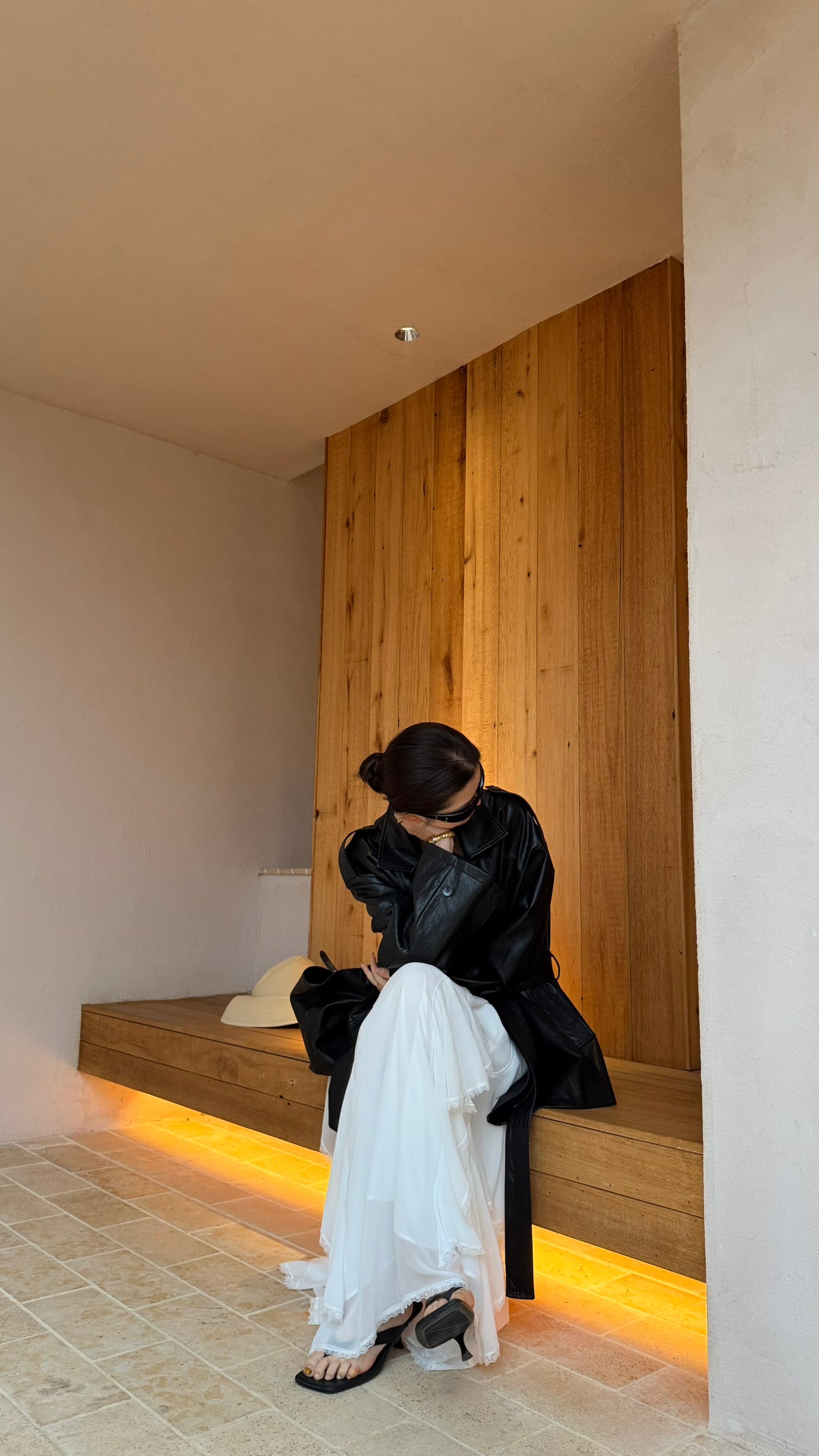 BU RIVERS 2026 Early Spring Collection Elegant Mid-Length Protein Leather Blazer with Belt